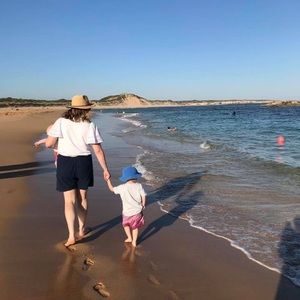 Meet your Posher, Elisha